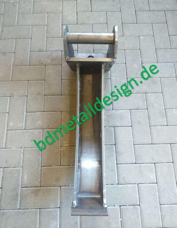 Drainagelöffel/ Kabellöffel 600x130 mit MS03 geschweißt