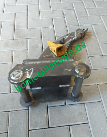 BD Metall Design - Reißzahn ohne Aufnahme gesch.+ Wellenprofil + Cat J200 Flach